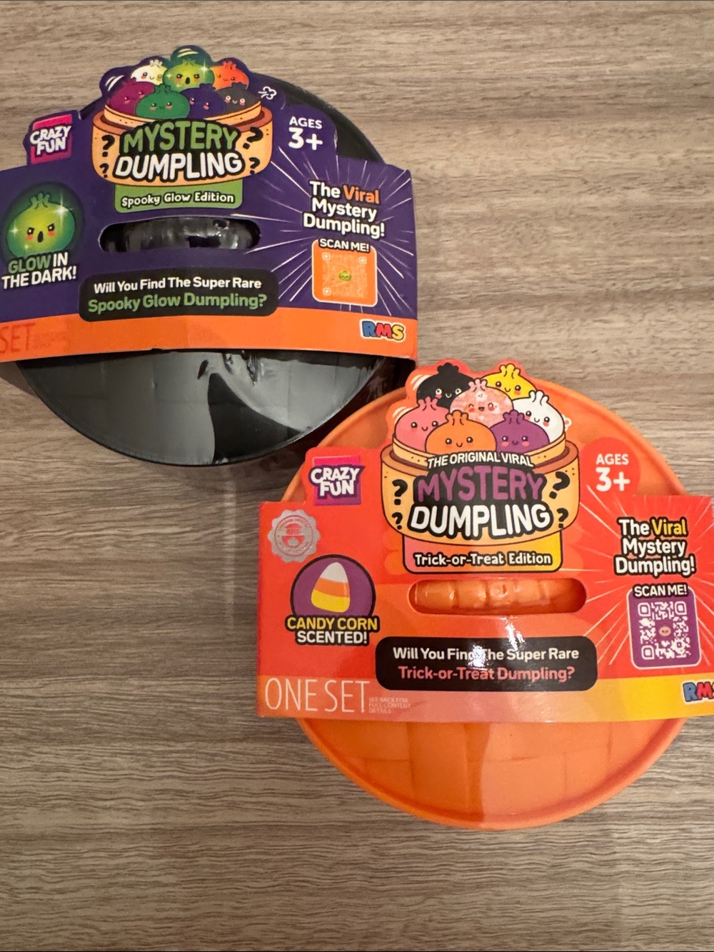 Mystery Dumpling Trick-or-Treat & Spooky Glow Set of 2. NEW